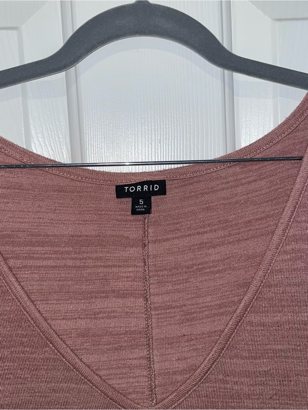 Torrid Heather Rose Pink V-Neck Tunic Top Soft Stretch Womens Plus Sz 5 X US 28 - Picture 2 of 5
